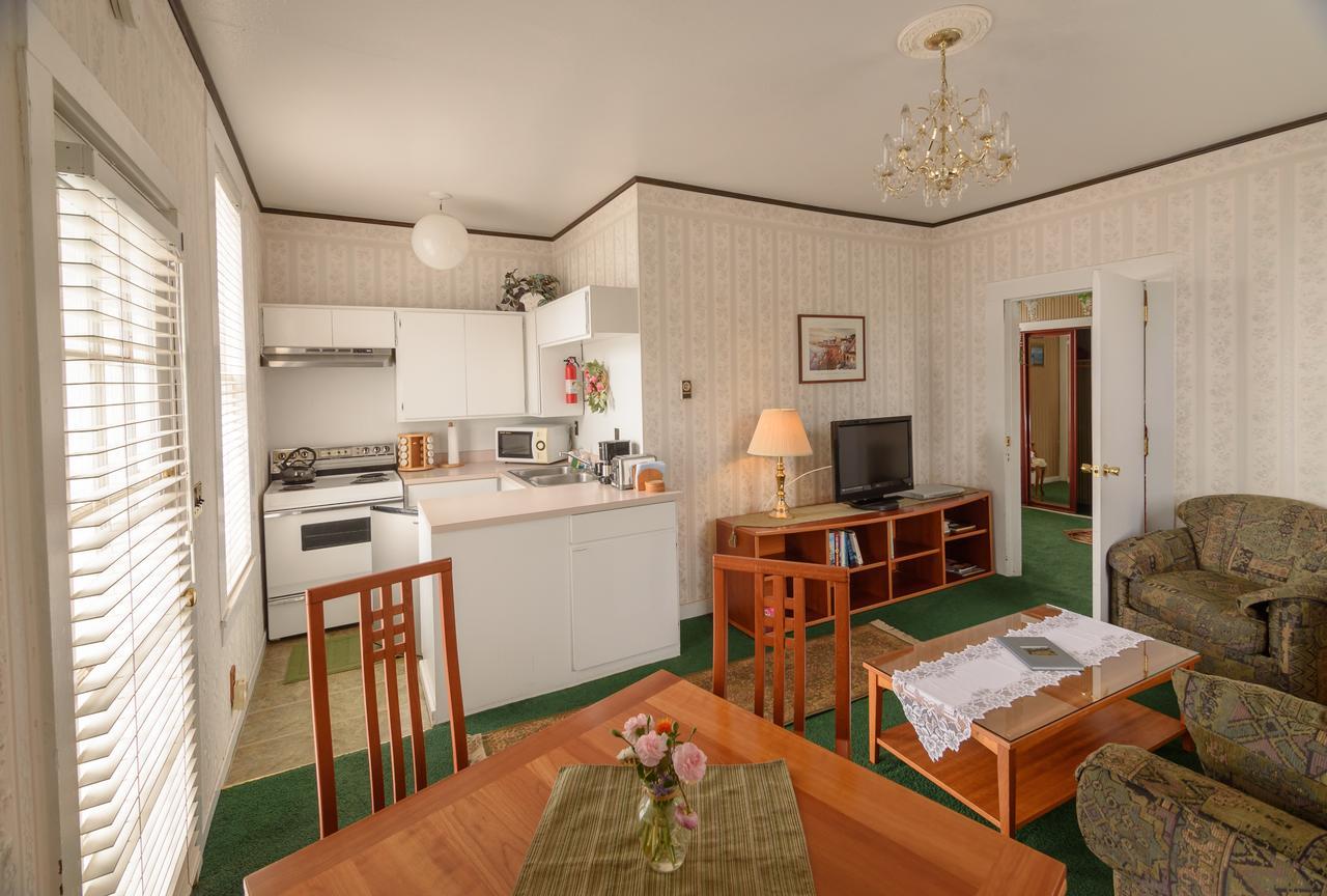 Nicholson House Inn & Spa Мендосино Екстериор снимка